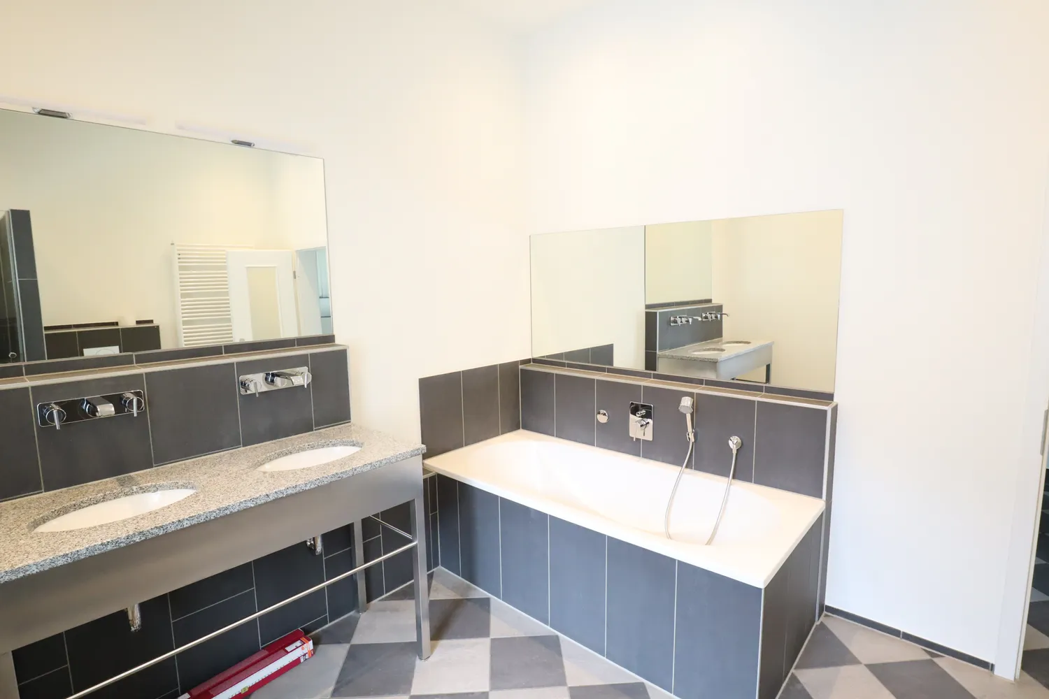 2 room apartment with 83 m² in Mülheim an der Ruhr – Photo 6
