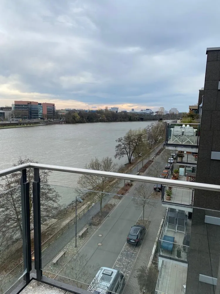 3 Zimmer Wohnung mit 135 m² in Frankfurt am Main – Bild 5