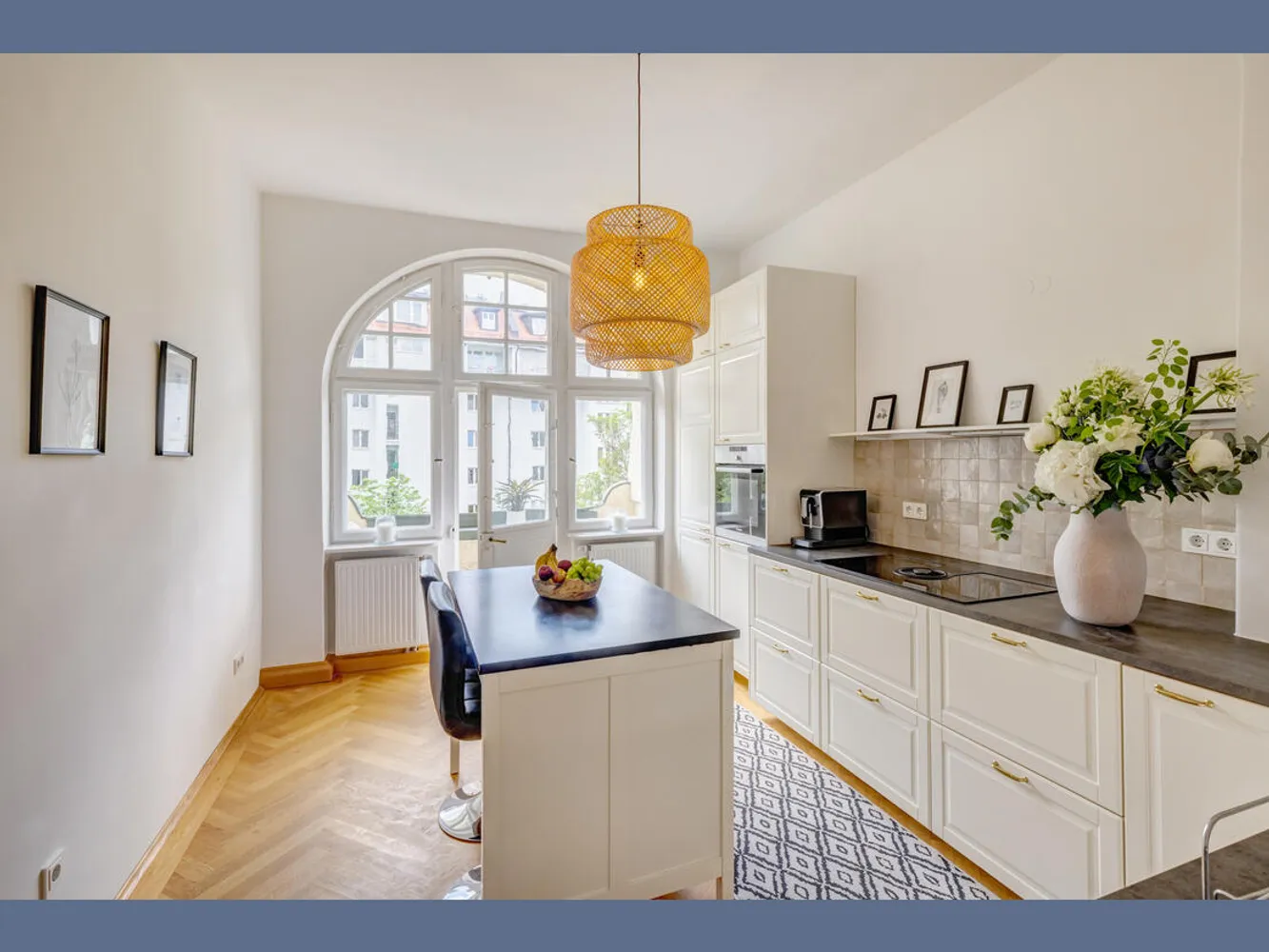 3 Zimmer Wohnung mit 95 m² in München – Bild 1