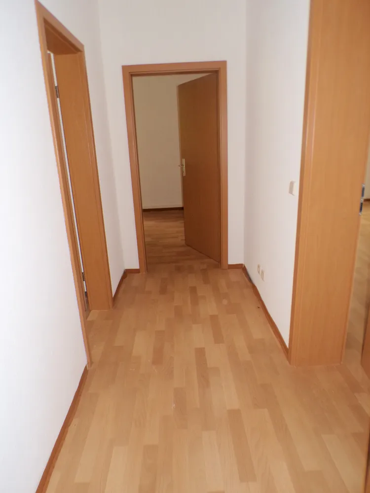 2 Zimmer Wohnung mit 60 m² in Werdau – Bild 8
