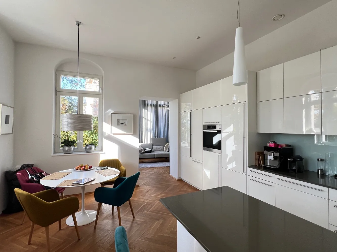 5 Zimmer Wohnung mit 202 m² in Dresden – Bild 5