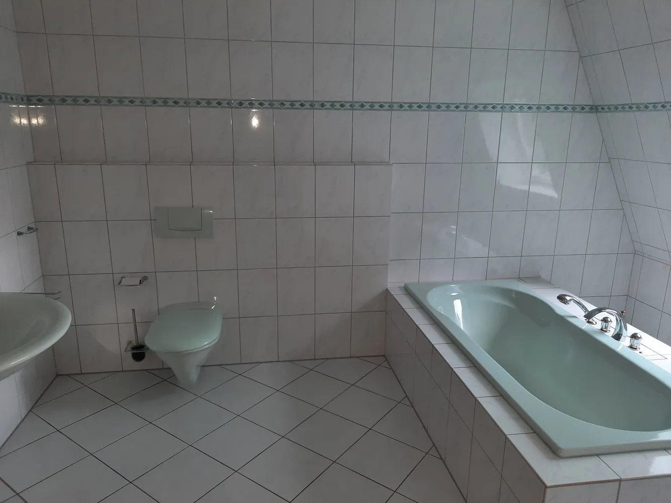 6 Zimmer Wohnung mit 230 m² in Wuppertal – Bild 6