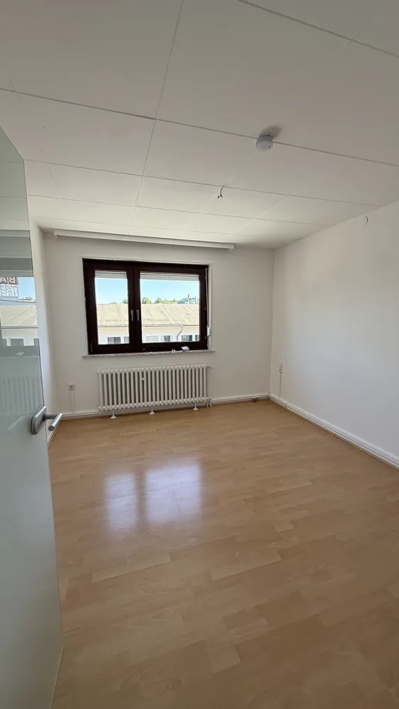3 Zimmer Wohnung mit 100 m² in Kassel – Bild 6