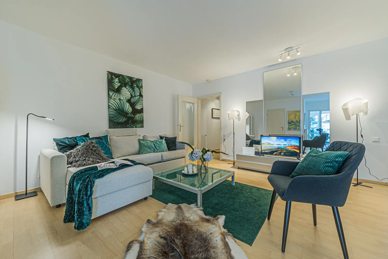 2 Zimmer Wohnung mit 70 m² in Frankfurt am Main – Bild 1