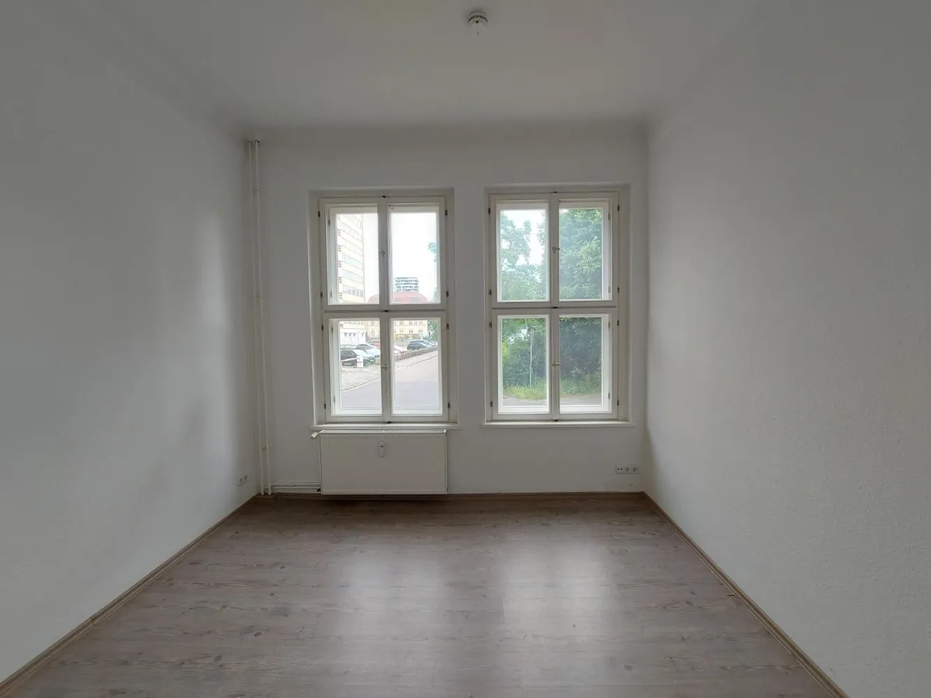 4 Zimmer Wohnung mit 107 m² in Magdeburg – Bild 3
