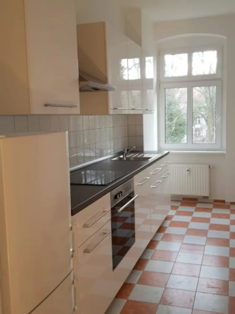 2 Zimmer Wohnung mit 73 m² in Berlin – Bild 4