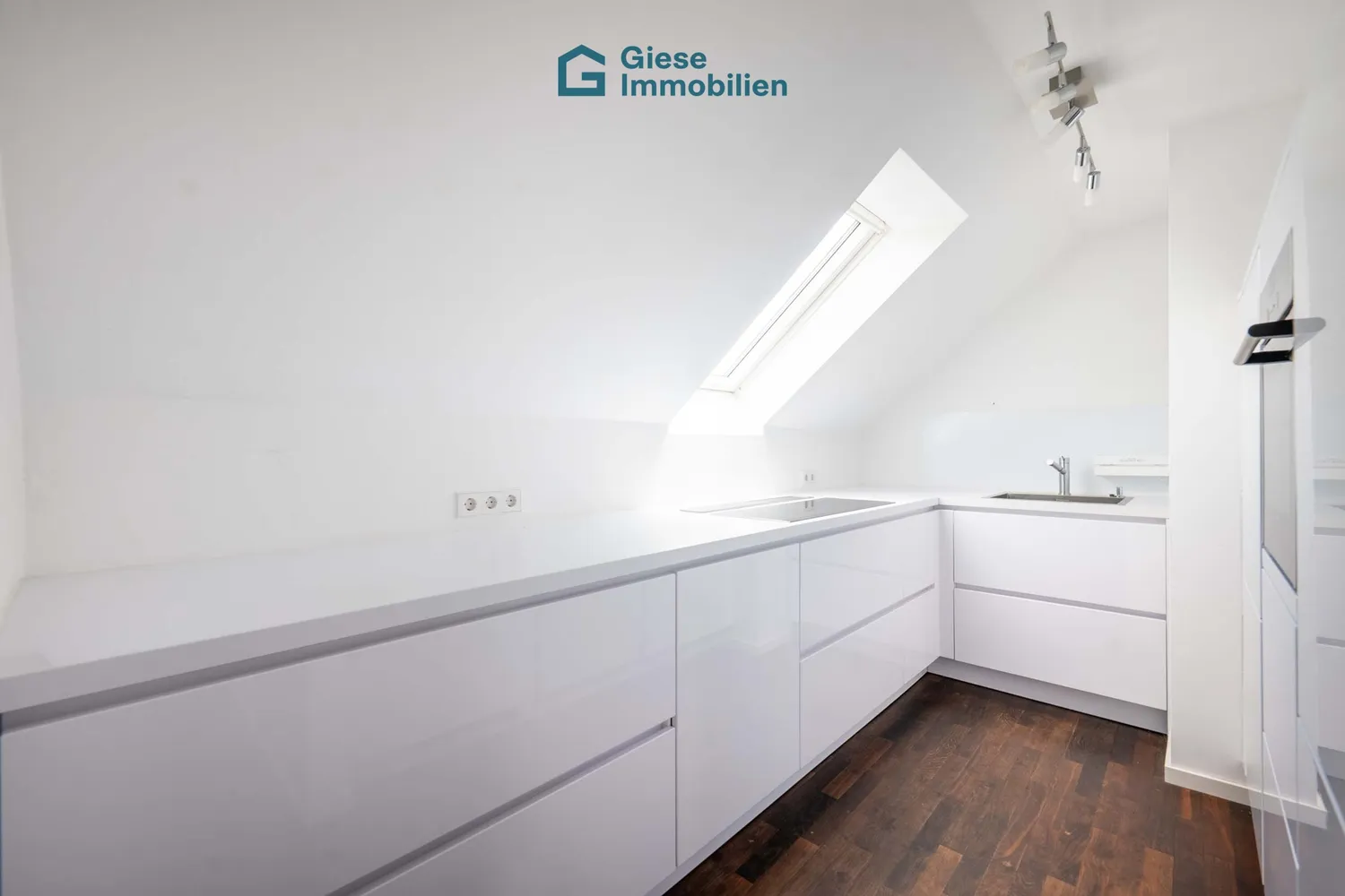 4 Zimmer Wohnung mit 93 m² in Stuttgart – Bild 7