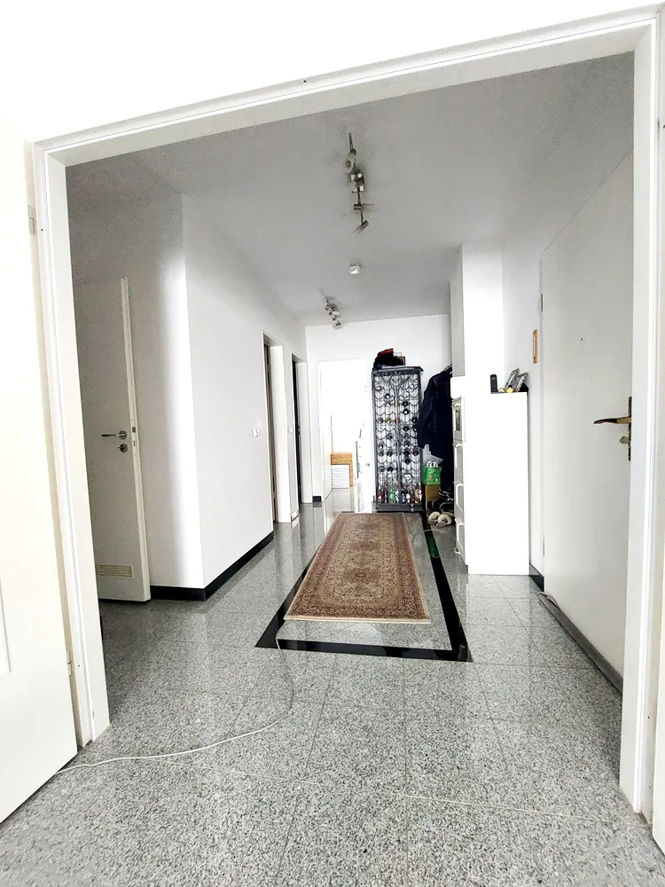3 Zimmer Wohnung mit 87 m² in Wiesbaden – Bild 4