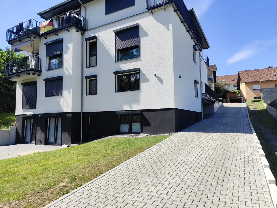 4 Zimmer Wohnung mit 100 m² in Marburg – Bild 1
