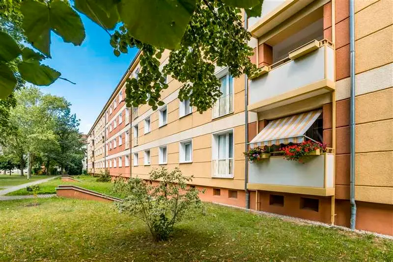 2 Zimmer Wohnung mit 54 m² in Hoyerswerda – Bild 2