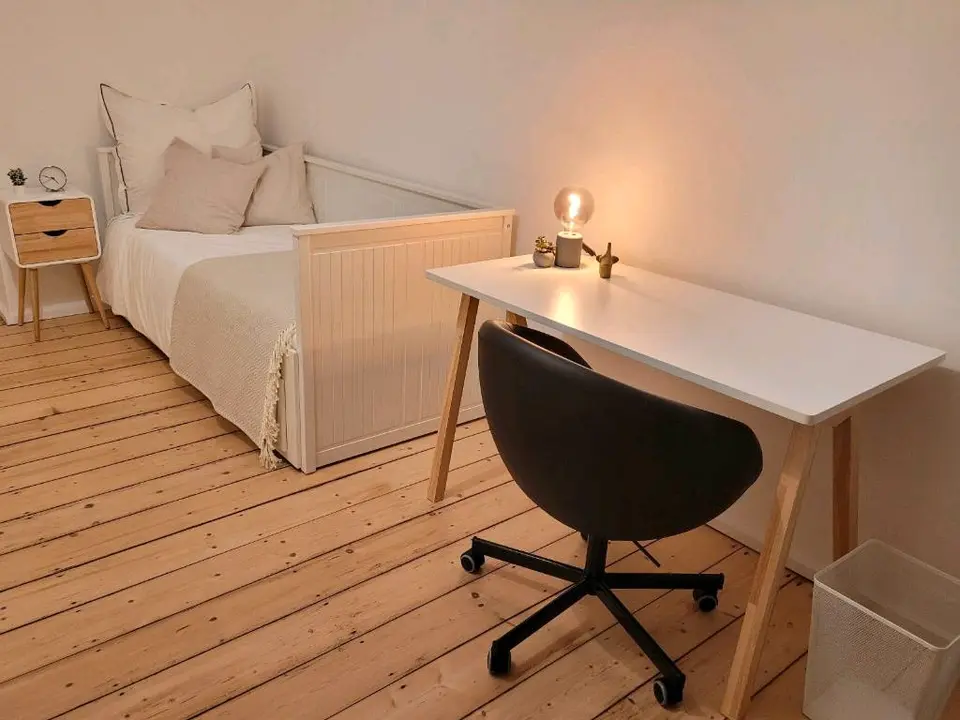 WG-Zimmer mit 77 m² in Düsseldorf – Bild 1