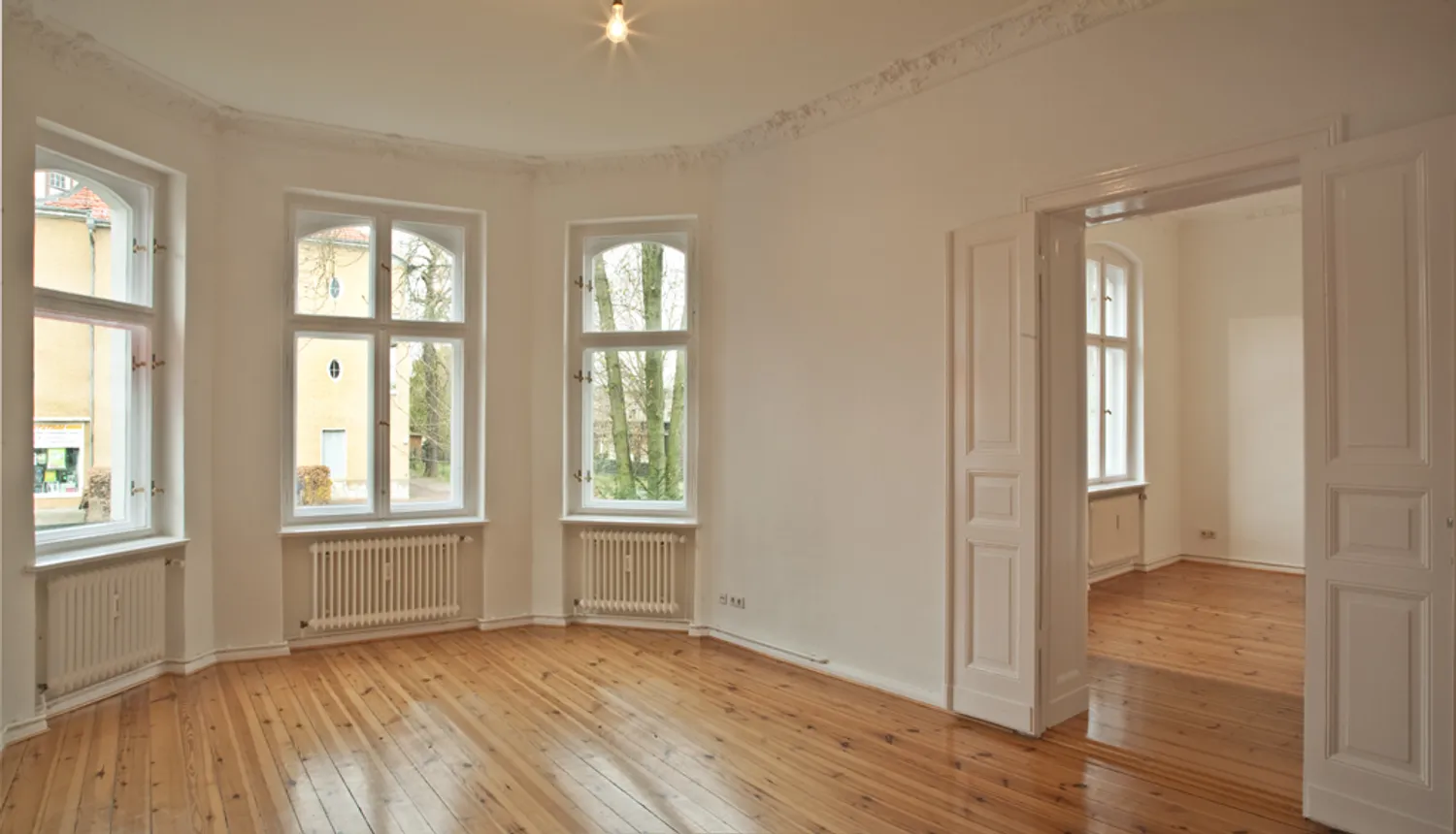 4 Zimmer Wohnung mit 148 m² in Berlin – Bild 1
