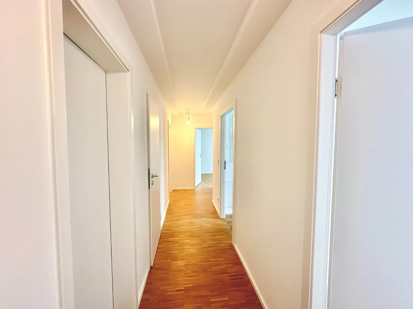 3 Zimmer Wohnung mit 69 m² in München – Bild 4