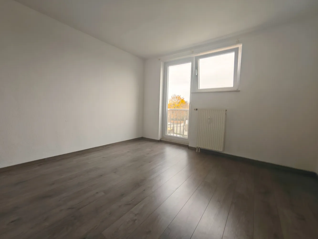 2 Zimmer Wohnung mit 63 m² in Homburg – Bild 2