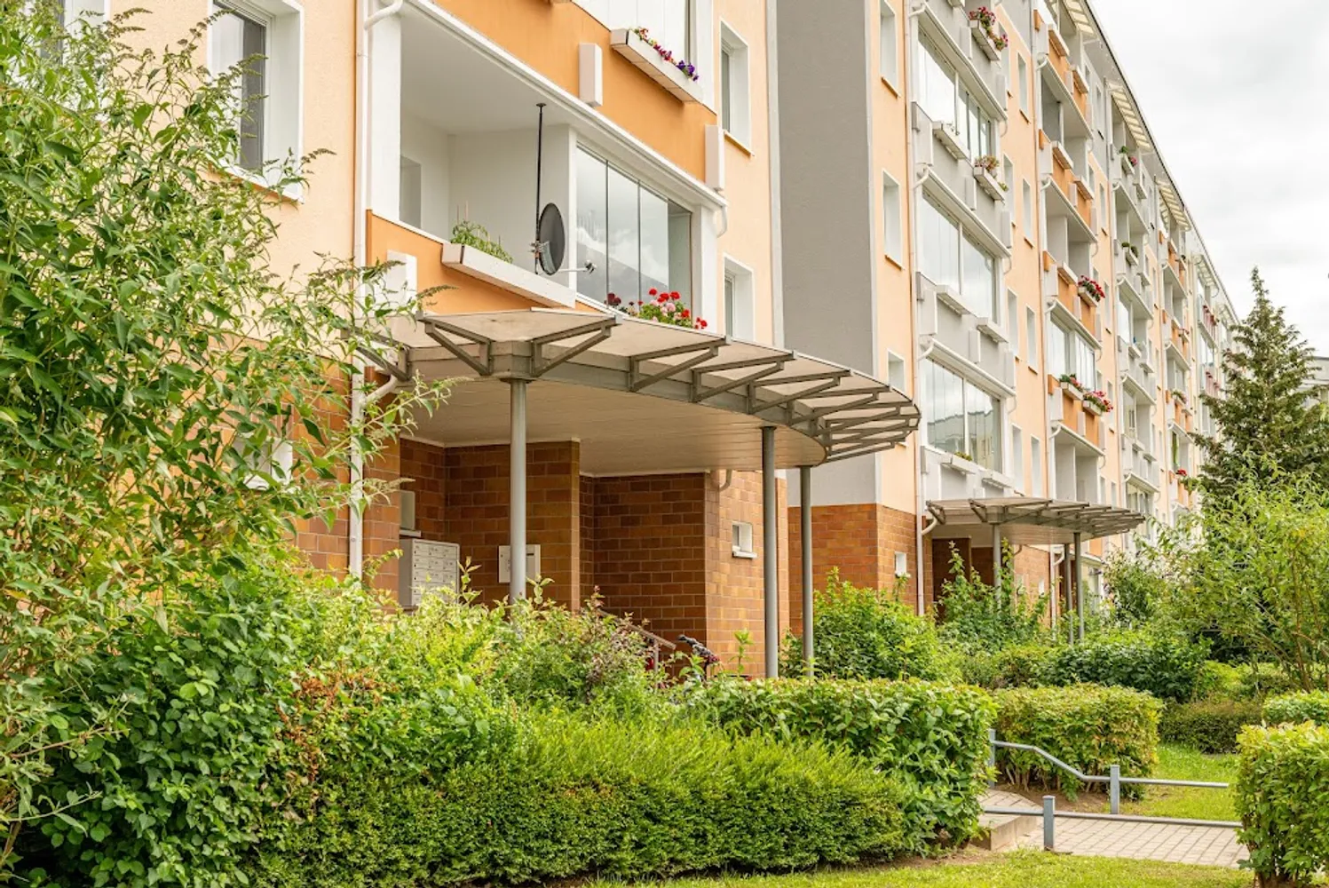 3 Zimmer Wohnung mit 58 m² in Rostock – Bild 2