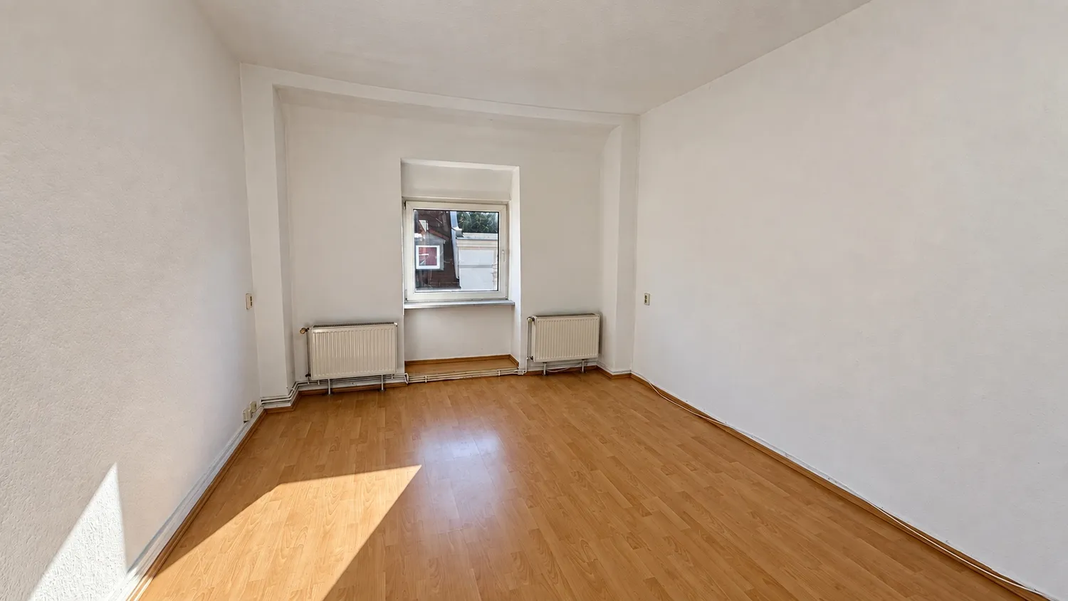 4 room apartment with 81 m² in Magdeburg – Photo 3