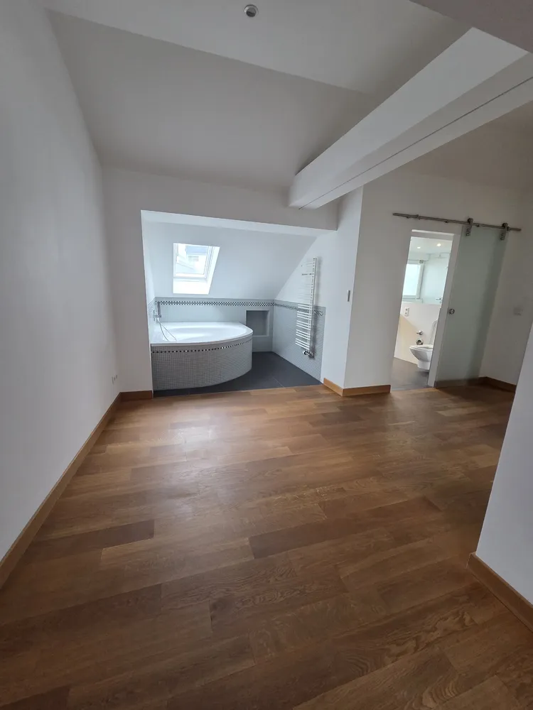 4 Zimmer Wohnung mit 134 m² in Nürnberg – Bild 4