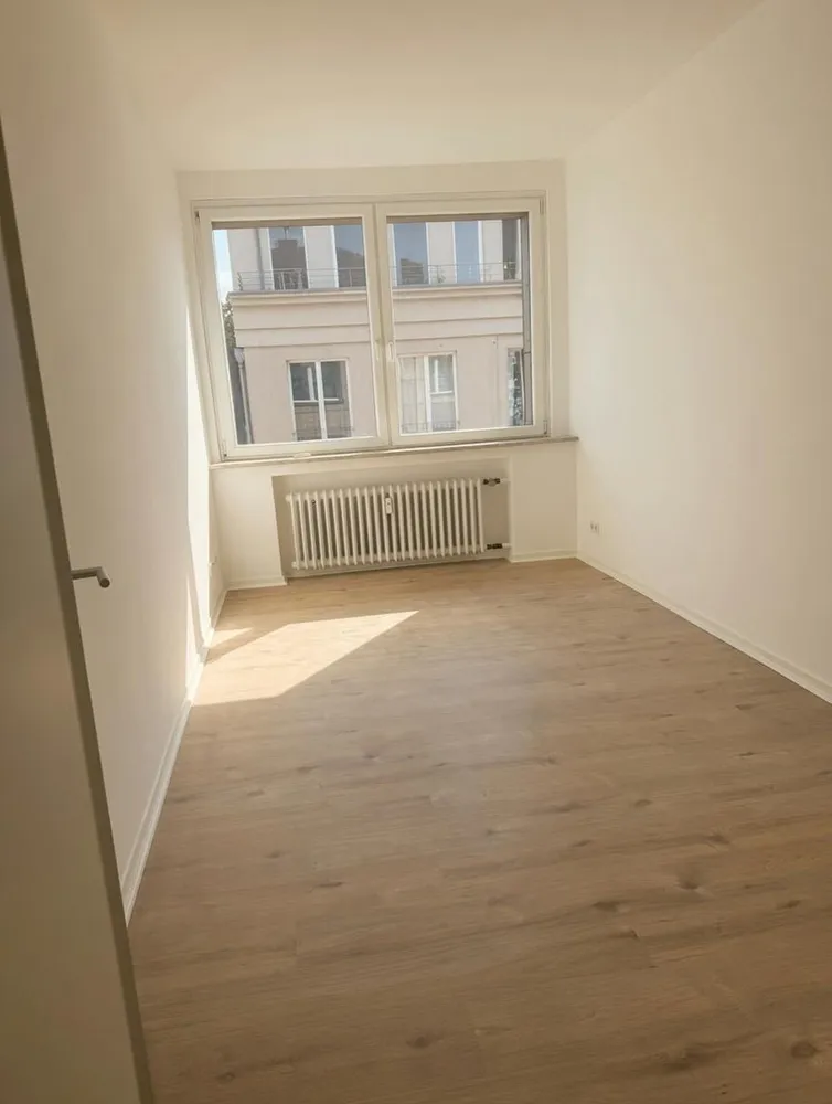 4 Zimmer Wohnung mit 120 m² in Duisburg – Bild 6