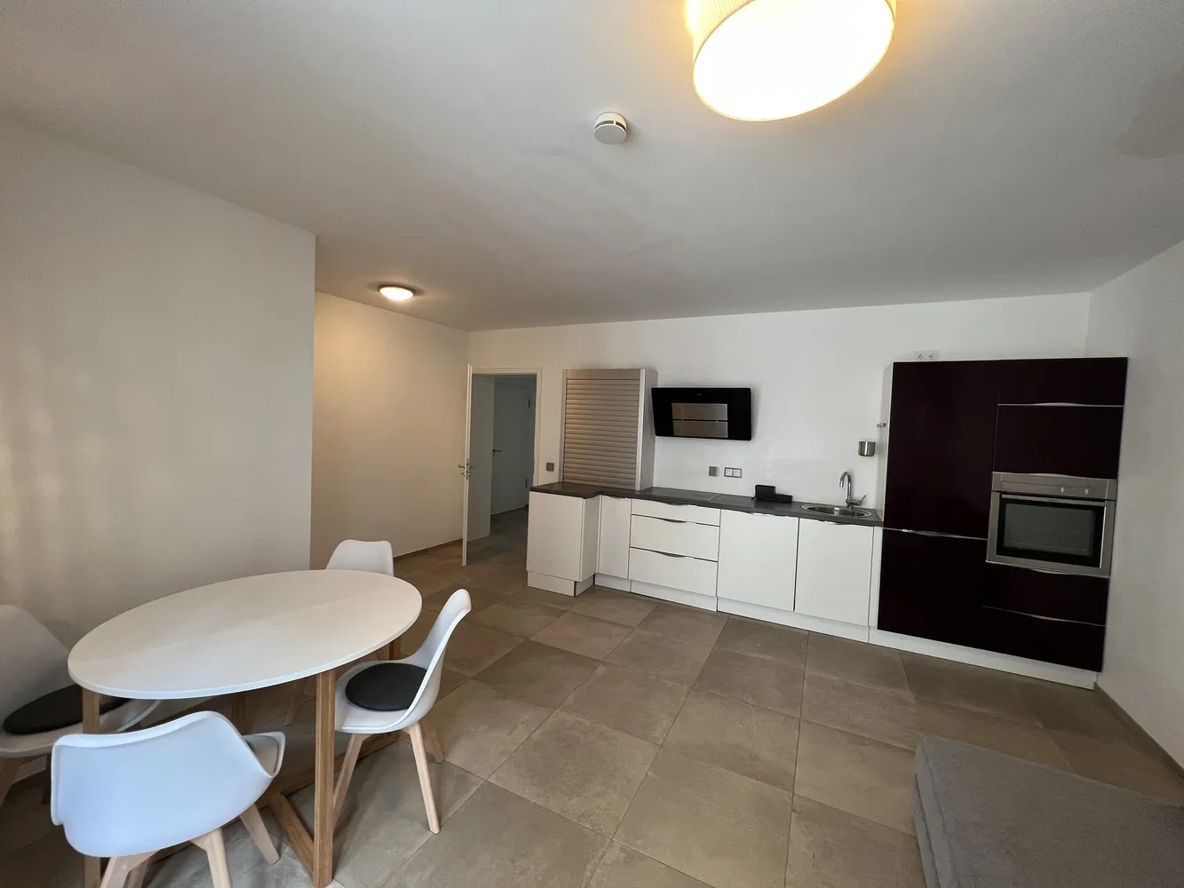 3 Zimmer Wohnung mit 74 m² in Köln – Bild 2