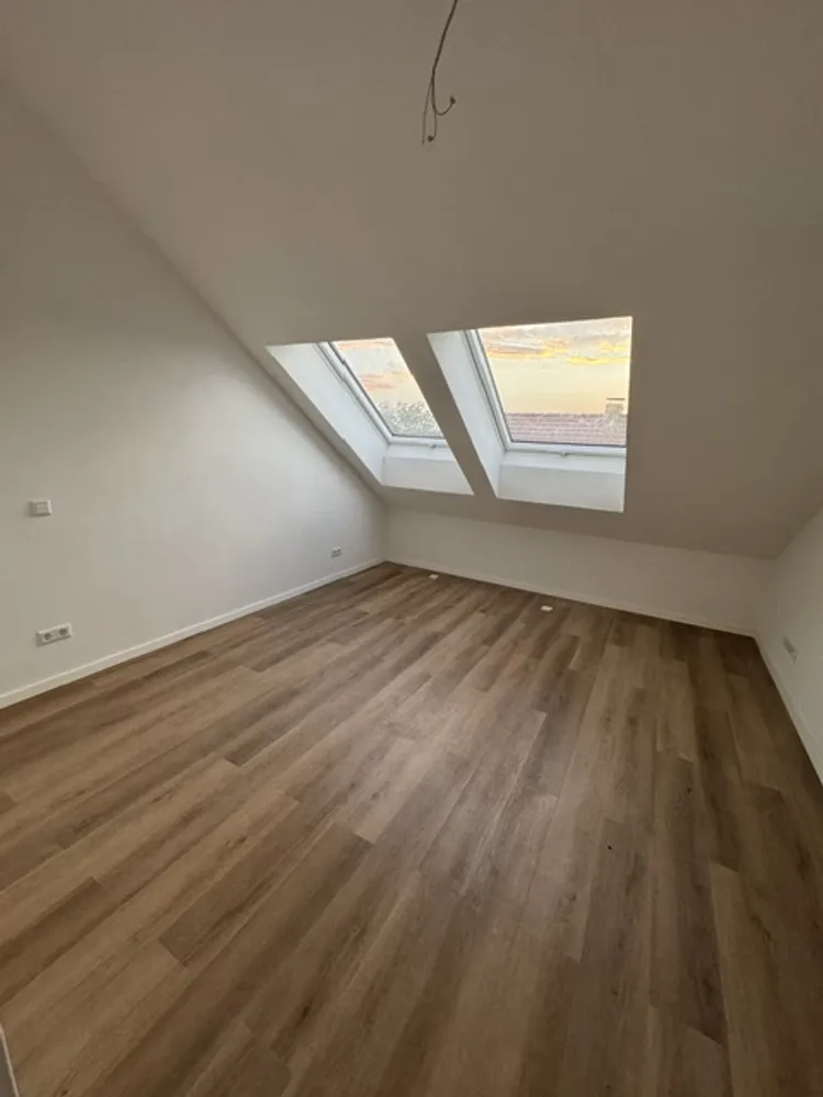 4 Zimmer Wohnung mit 70 m² in Karlsruhe – Bild 7