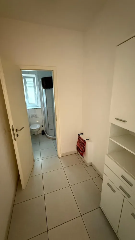 3 Zimmer Wohnung mit 81 m² in Köln – Bild 2