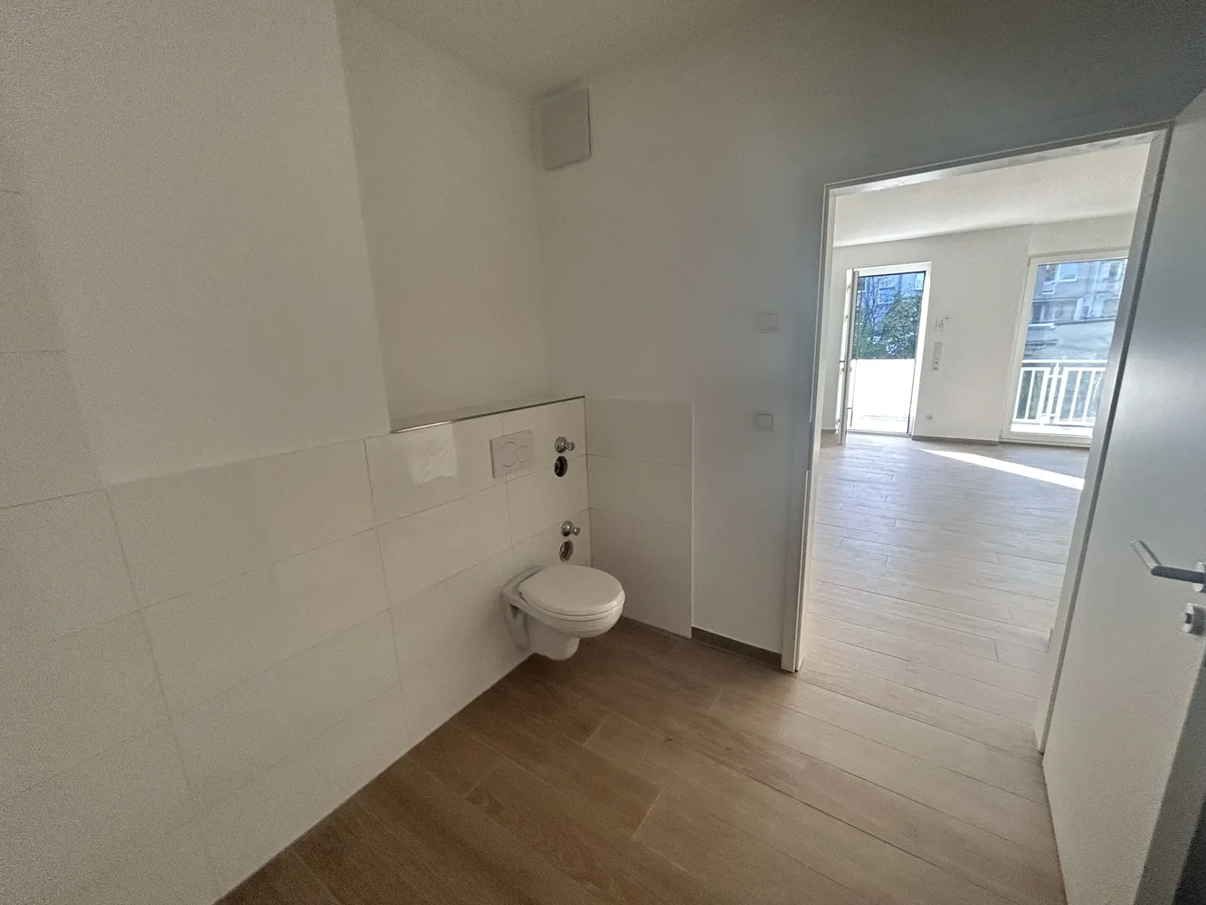 2 room apartment with 55 m² in Cologne – Photo 12