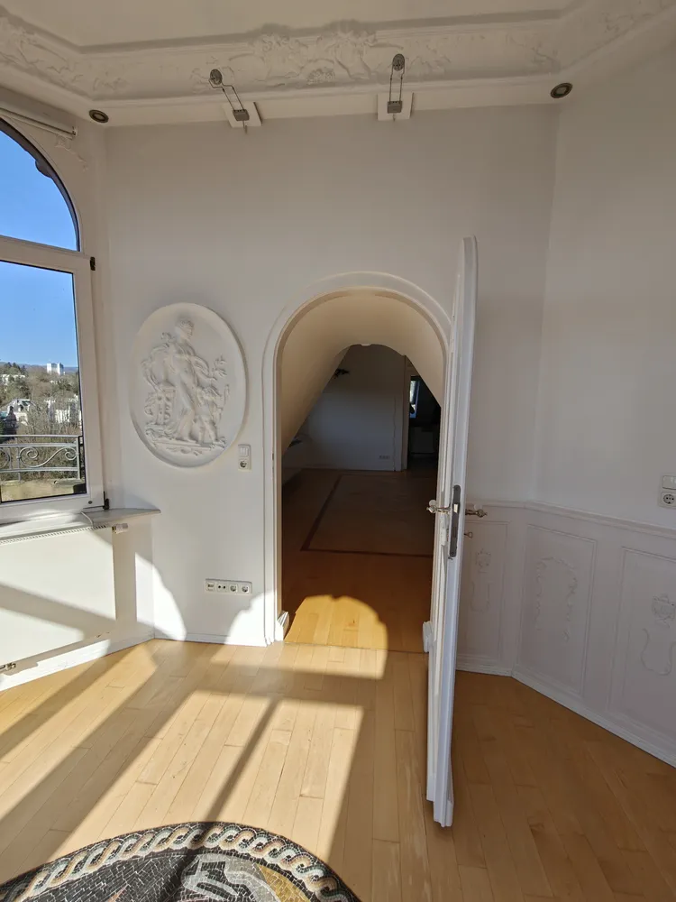 4 Zimmer Wohnung mit 112 m² in Wiesbaden – Bild 6