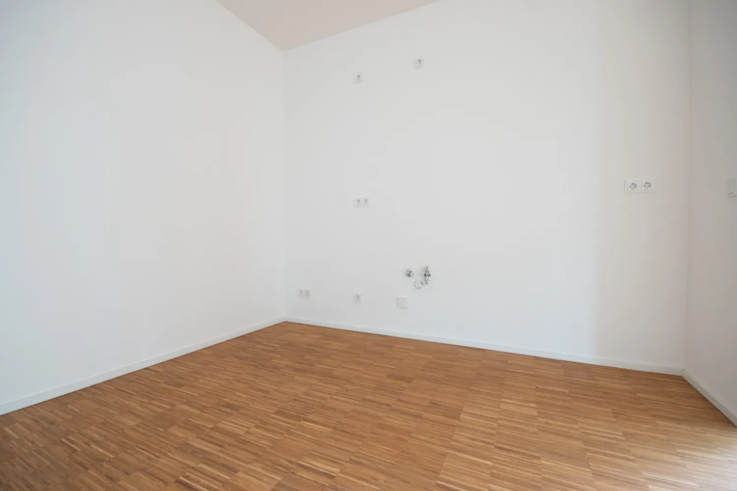 3 Zimmer Wohnung mit 143 m² in Leipzig – Bild 2