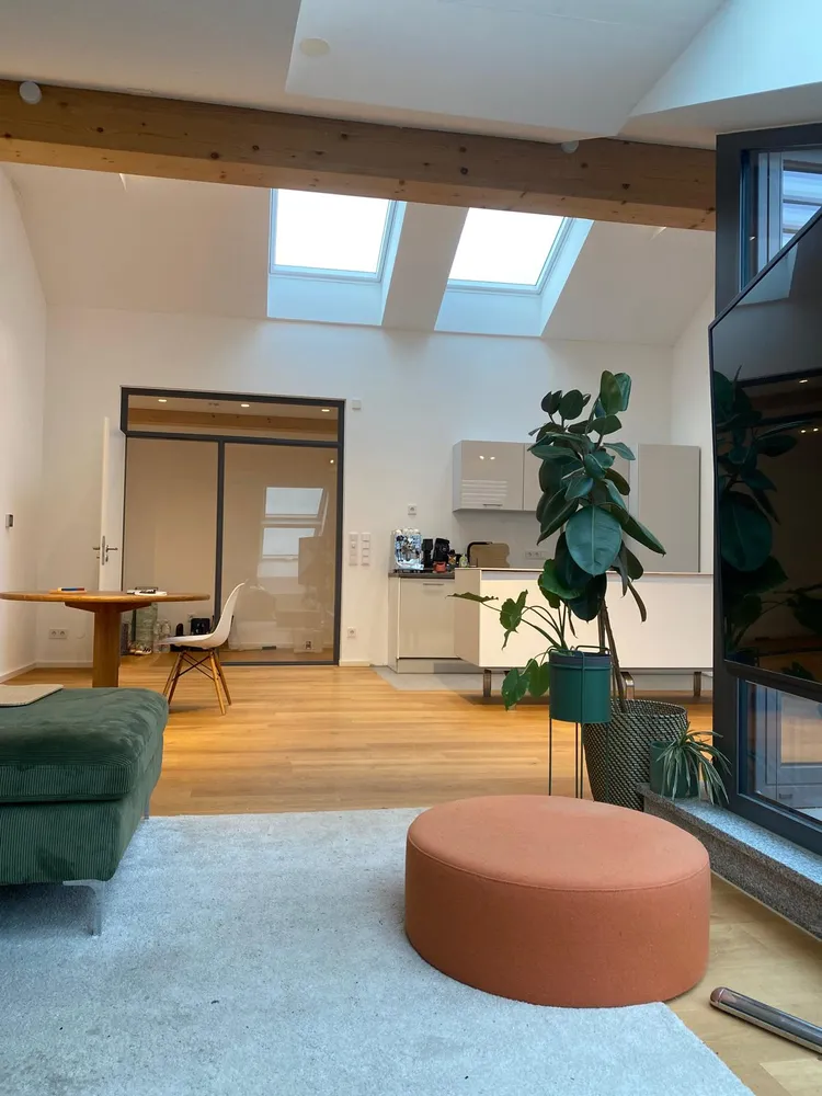 3 Zimmer Wohnung mit 85 m² in Augsburg – Bild 2