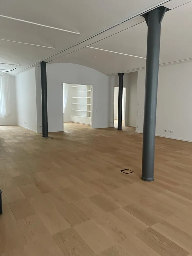 4 Zimmer Wohnung mit 230 m² in Berlin – Bild 11
