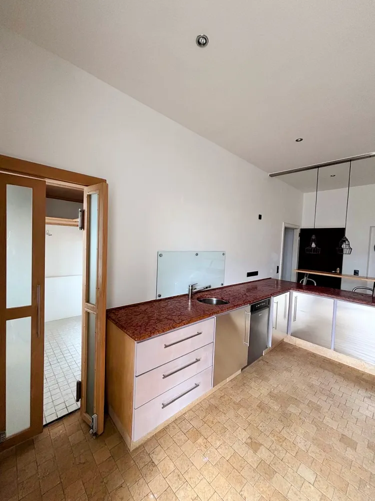 3 Zimmer Wohnung mit 145 m² in Düsseldorf – Bild 12