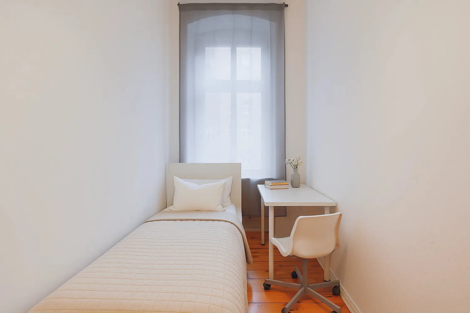 Shared room with 8 m² in Berlin – Photo 2