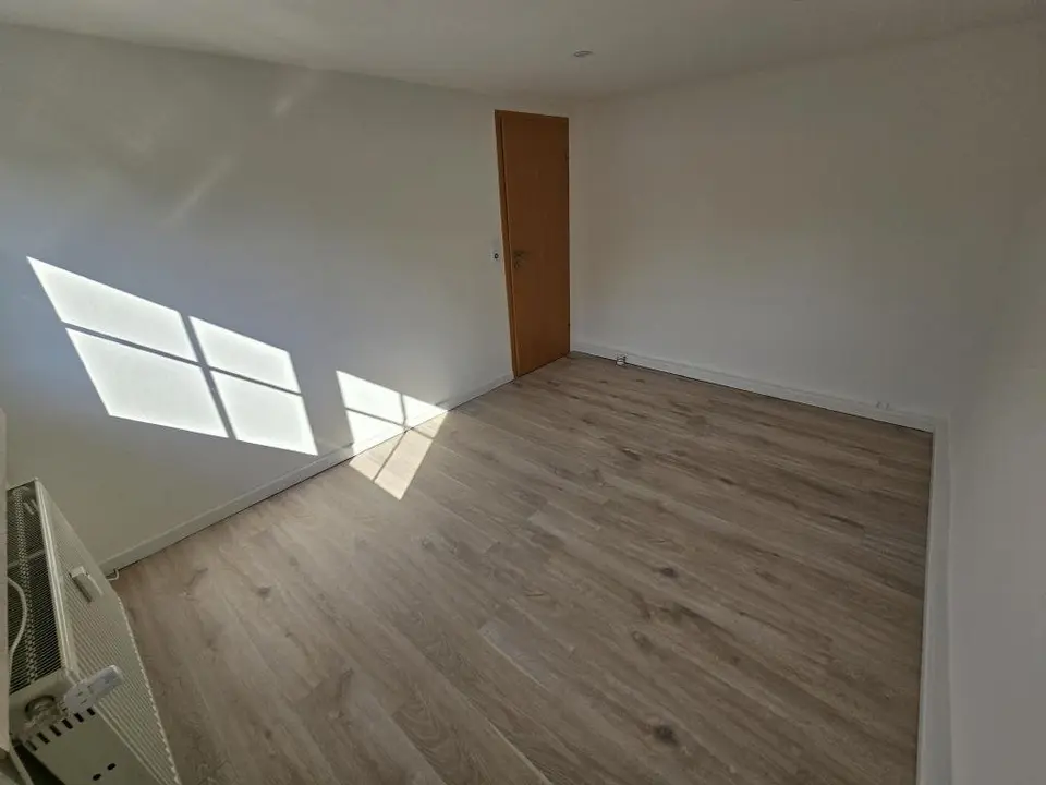 4 Zimmer Wohnung mit 109 m² in Sonneberg – Bild 3