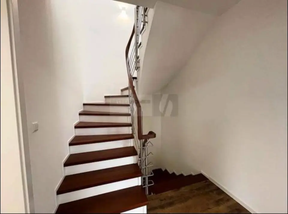 4 Zimmer Haus mit 200 m² in Hannover – Bild 6