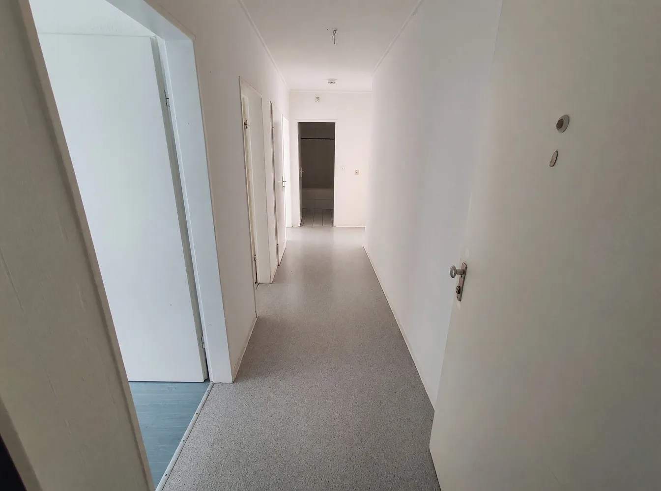 3 Zimmer Wohnung mit 67 m² in Wuppertal – Bild 2