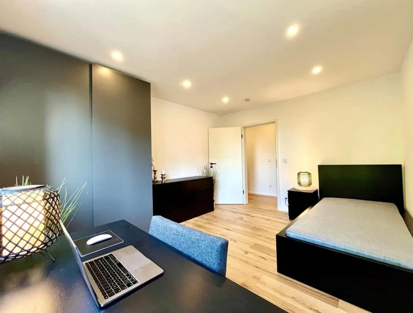 Shared room with 14 m² in Munich – Photo 5