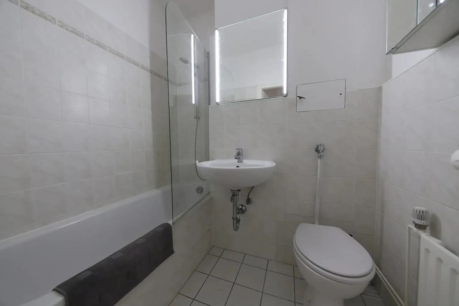Shared room with 13 m² in Berlin – Photo 5
