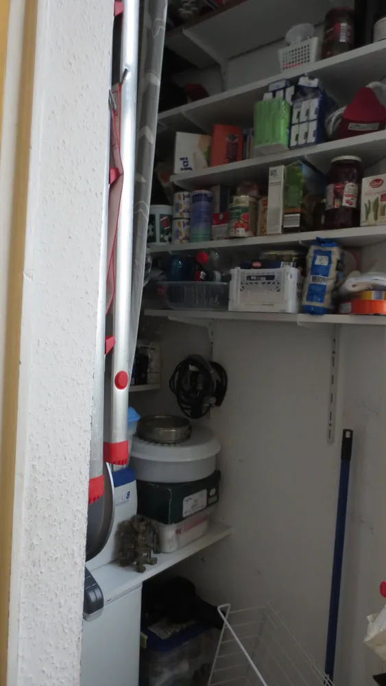 4 Zimmer Wohnung mit 110 m² in Wiesbaden – Bild 2
