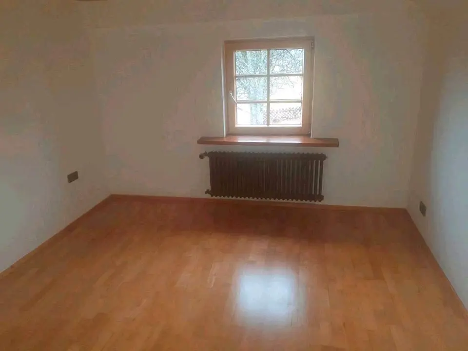 6 Zimmer Wohnung mit 131 m² in Freiburg im Breisgau – Bild 3