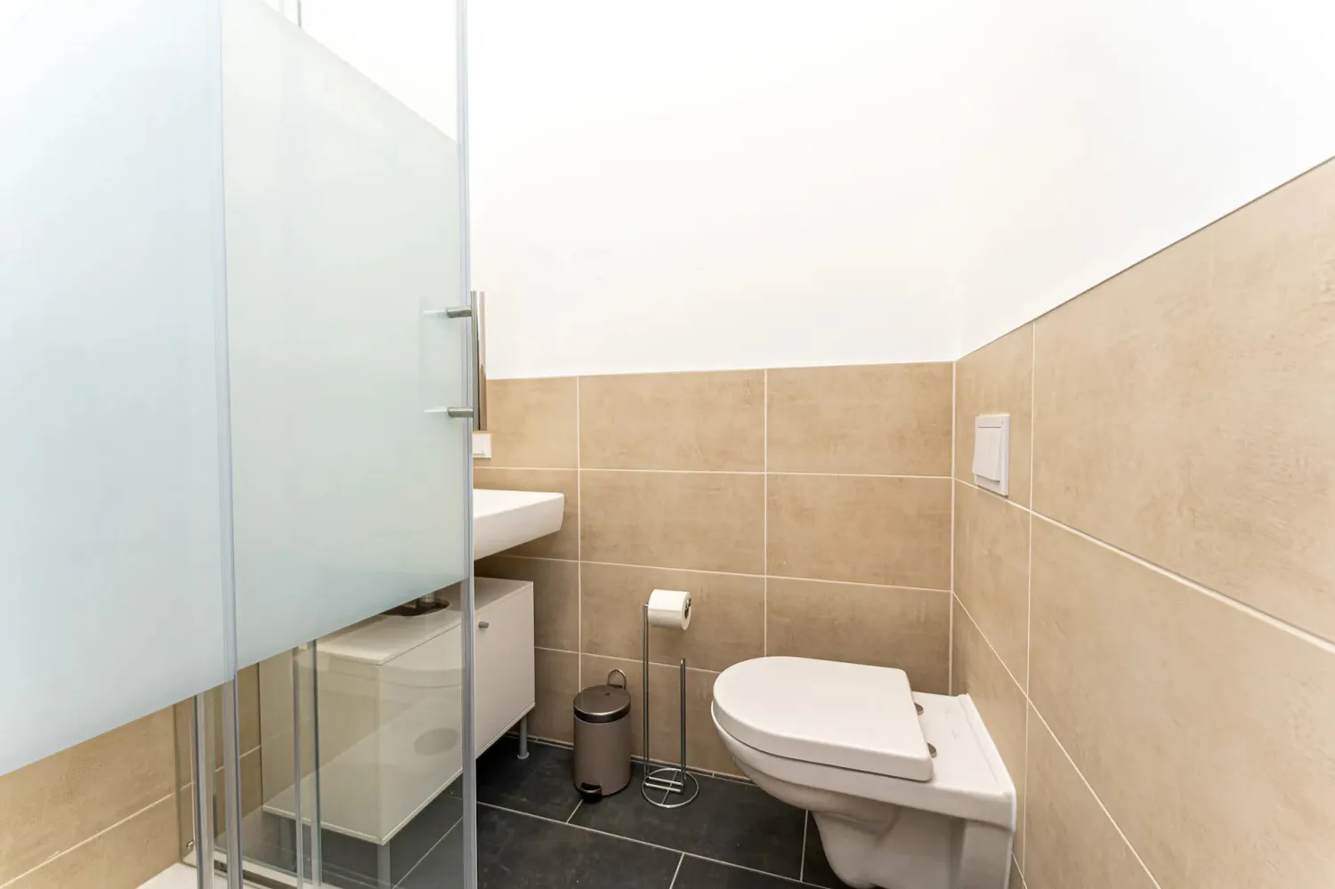 Shared room with 13 m² in Berlin – Photo 6