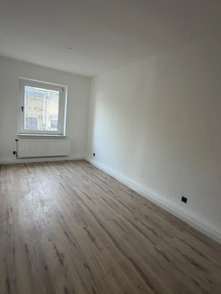 3 Zimmer Wohnung mit 62 m² in Bitterfeld-Wolfen – Bild 3