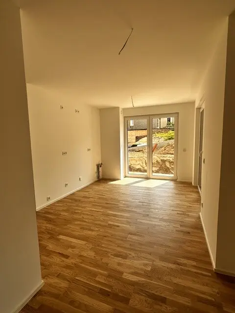 4 Zimmer Wohnung mit 99 m² in Dresden – Bild 1