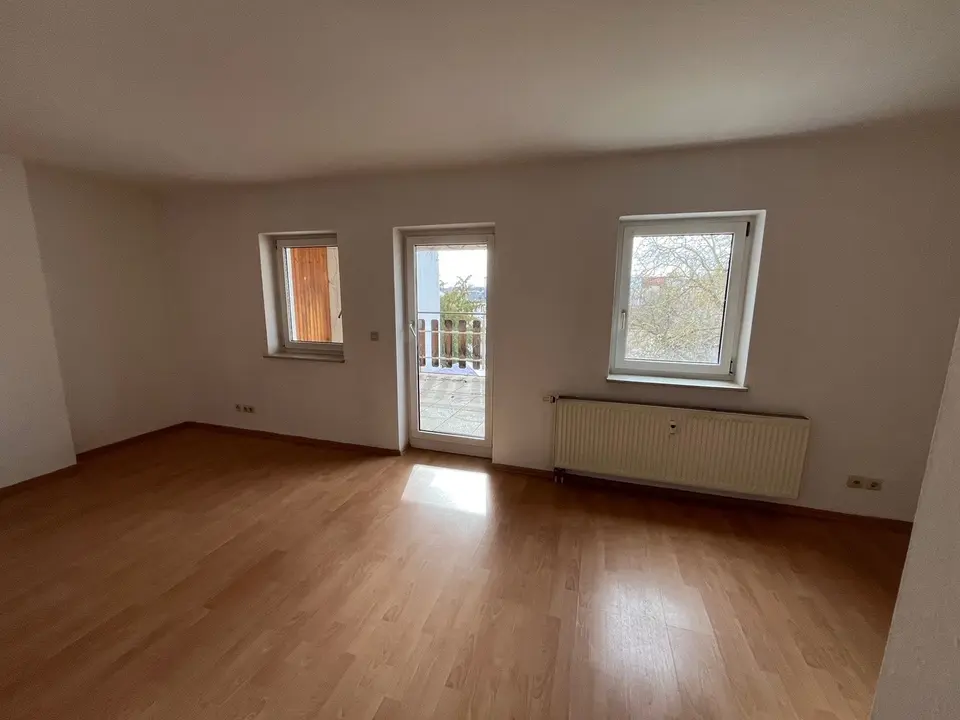 2 Zimmer Wohnung mit 60 m² in Altenburg – Bild 2