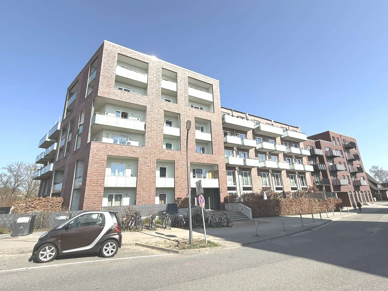 2 Zimmer Wohnung mit 72 m² in Hamburg – Bild 2
