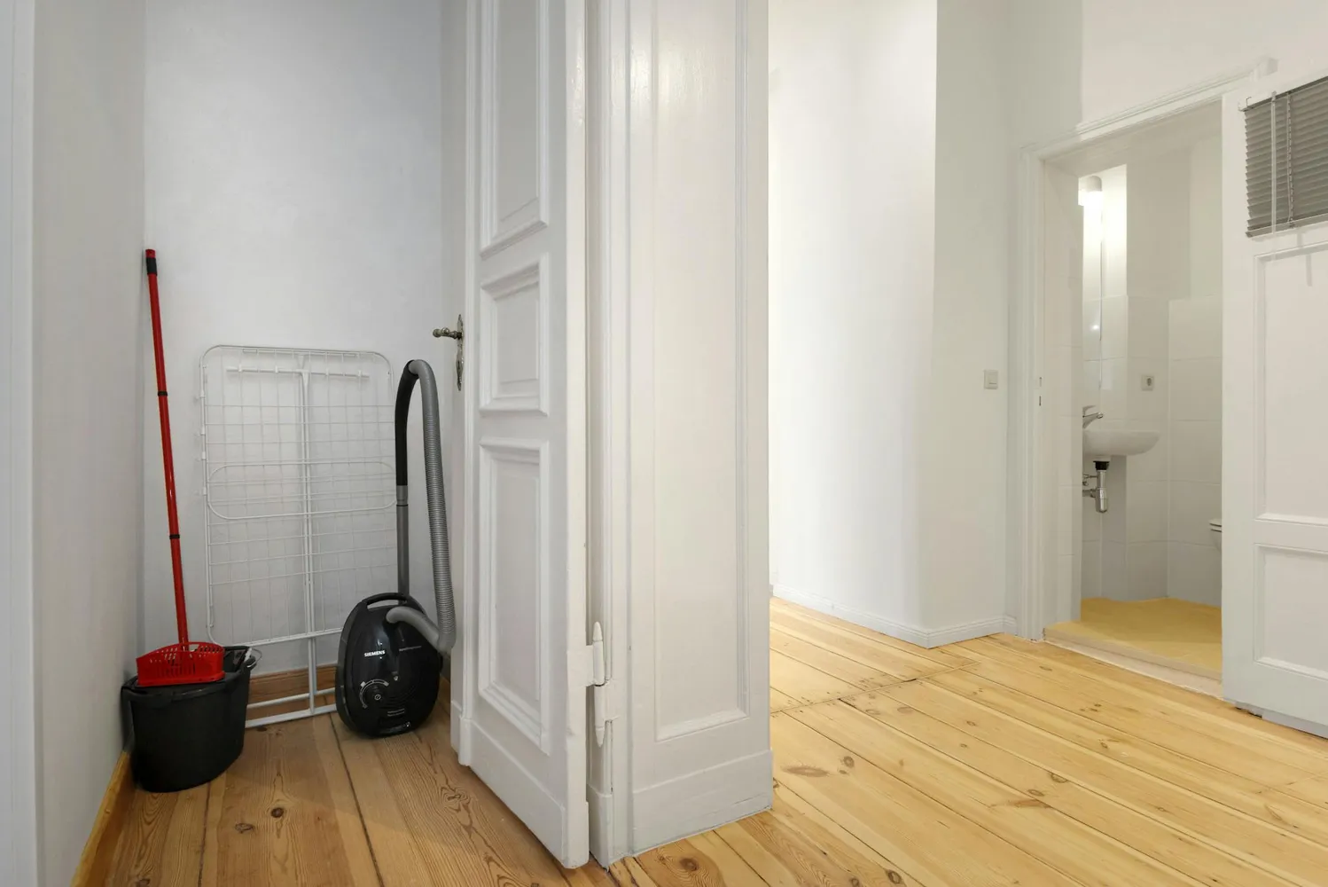 Shared room with 9 m² in Berlin – Photo 8