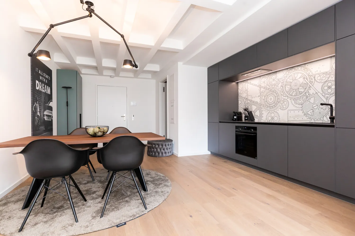 2 Zimmer Wohnung mit 63 m² in Frankfurt am Main – Bild 2