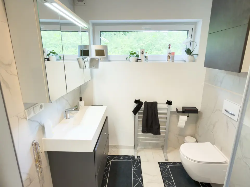 2 Zimmer Wohnung mit 73 m² in Sonneberg – Bild 9