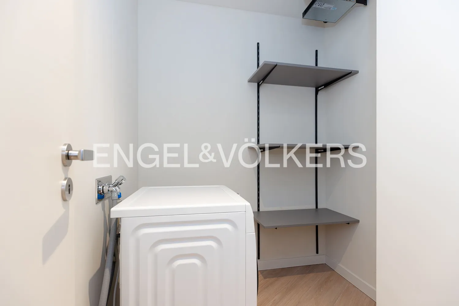 3 Zimmer Wohnung mit 104 m² in Frankfurt am Main – Bild 10