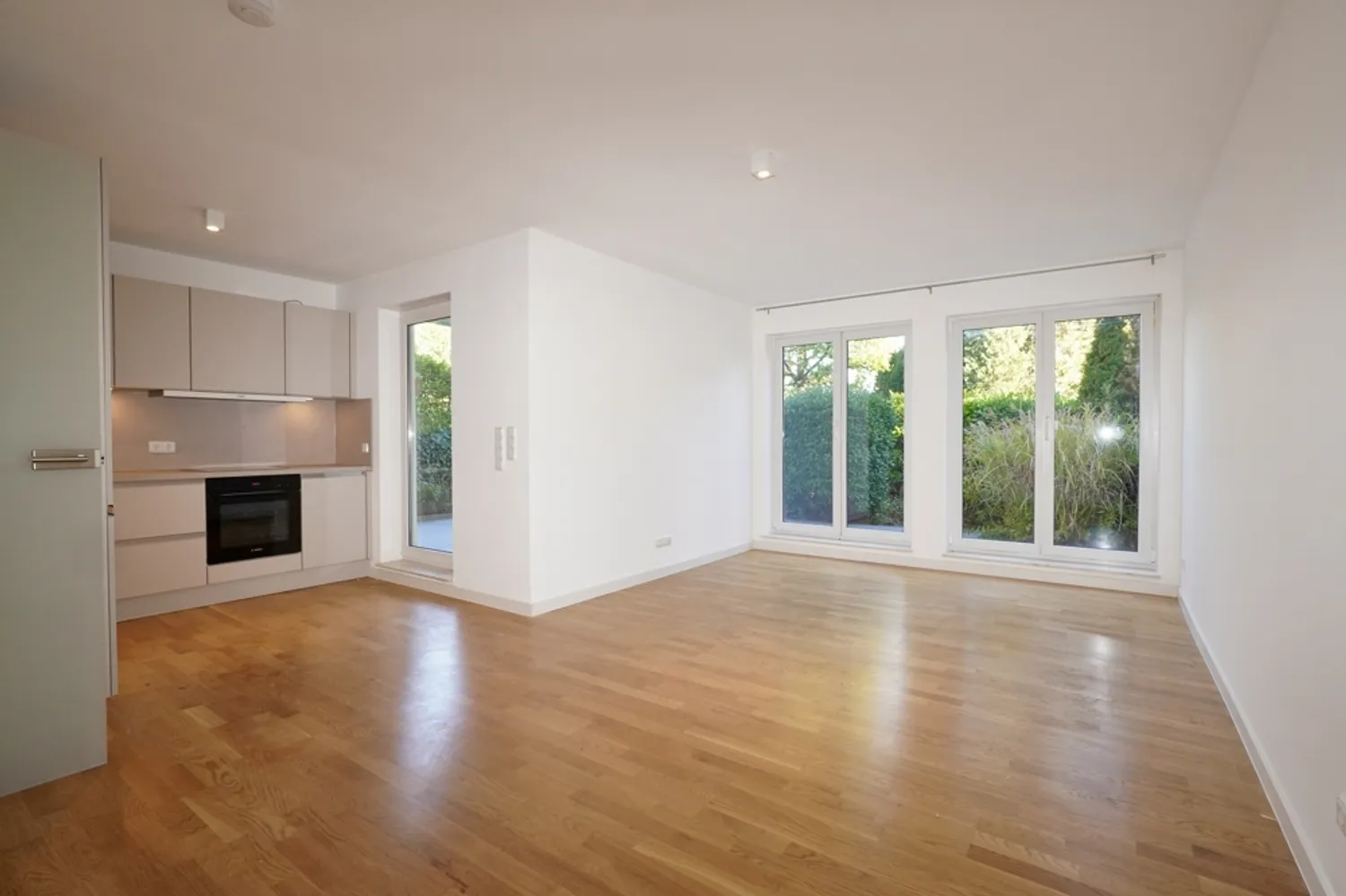 2 Zimmer Wohnung mit 65 m² in Wiesbaden – Bild 1