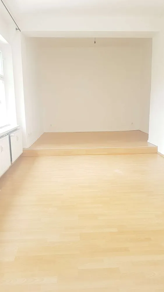 1 room apartment with 50 m² in Berlin – Photo 2
